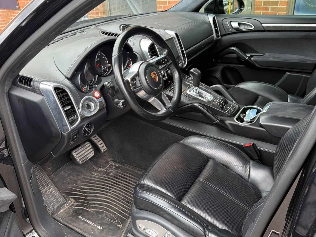 Porsche Cayenne * GTS * ПАНО* ДВА ЧИФТА ДЖАНТИ* ОБДУХВАНЕ* 360КАМ*, снимка 6 - Автомобили и джипове - 54397276