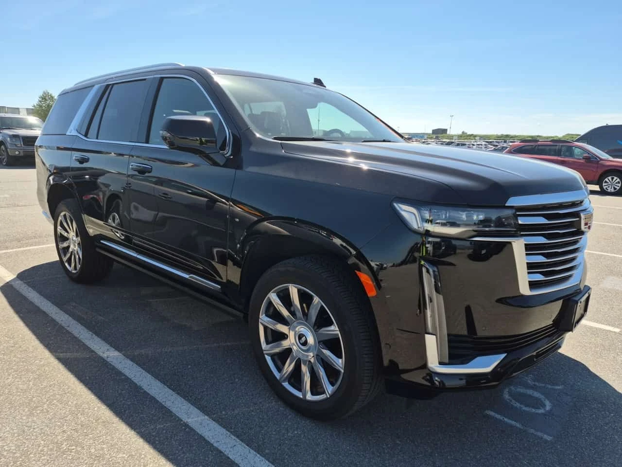 Cadillac Escalade 4WD PREMIUM LUXURY PLATINUM| БЕЗ УДАРИ| CARFAX, снимка 2 - Автомобили и джипове - 54450790