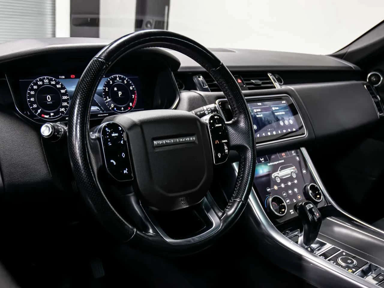 Land Rover Range Rover Sport * V6 SUPERCHARGED SE COLLISION AVOIDANCE NAVI * CA, снимка 8 - Автомобили и джипове - 54903222