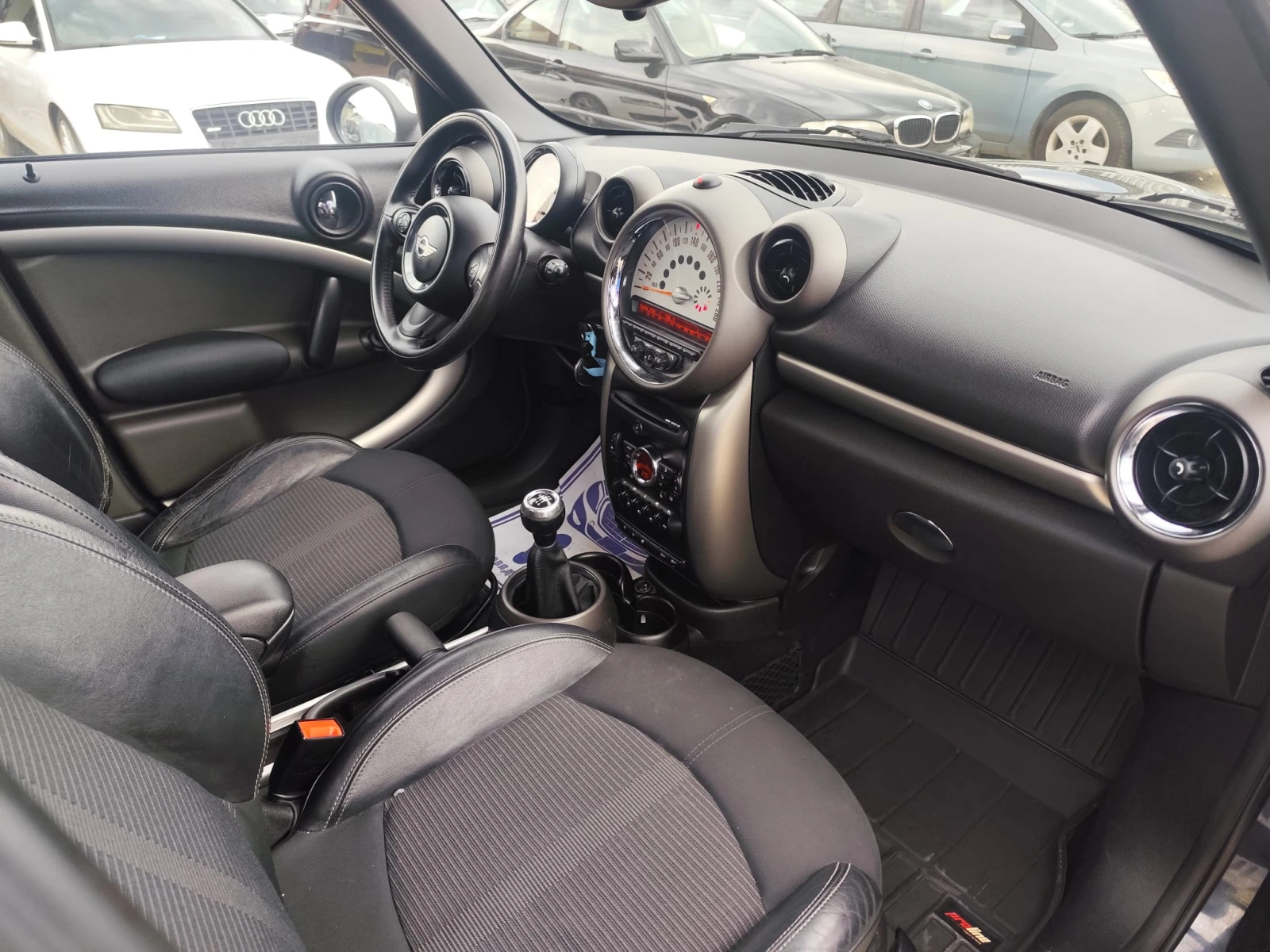 Mini Countryman 1.6 дизел 4х4, снимка 12 - Автомобили и джипове - 55207699