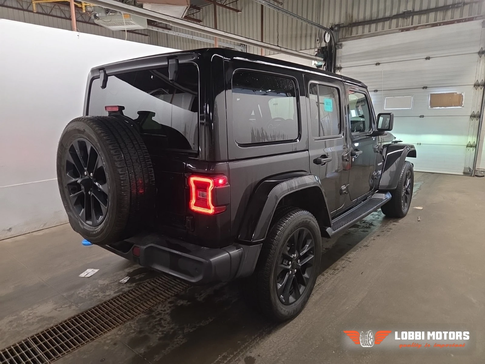 Jeep Wrangler, снимка 3 - Автомобили и джипове - 56199238