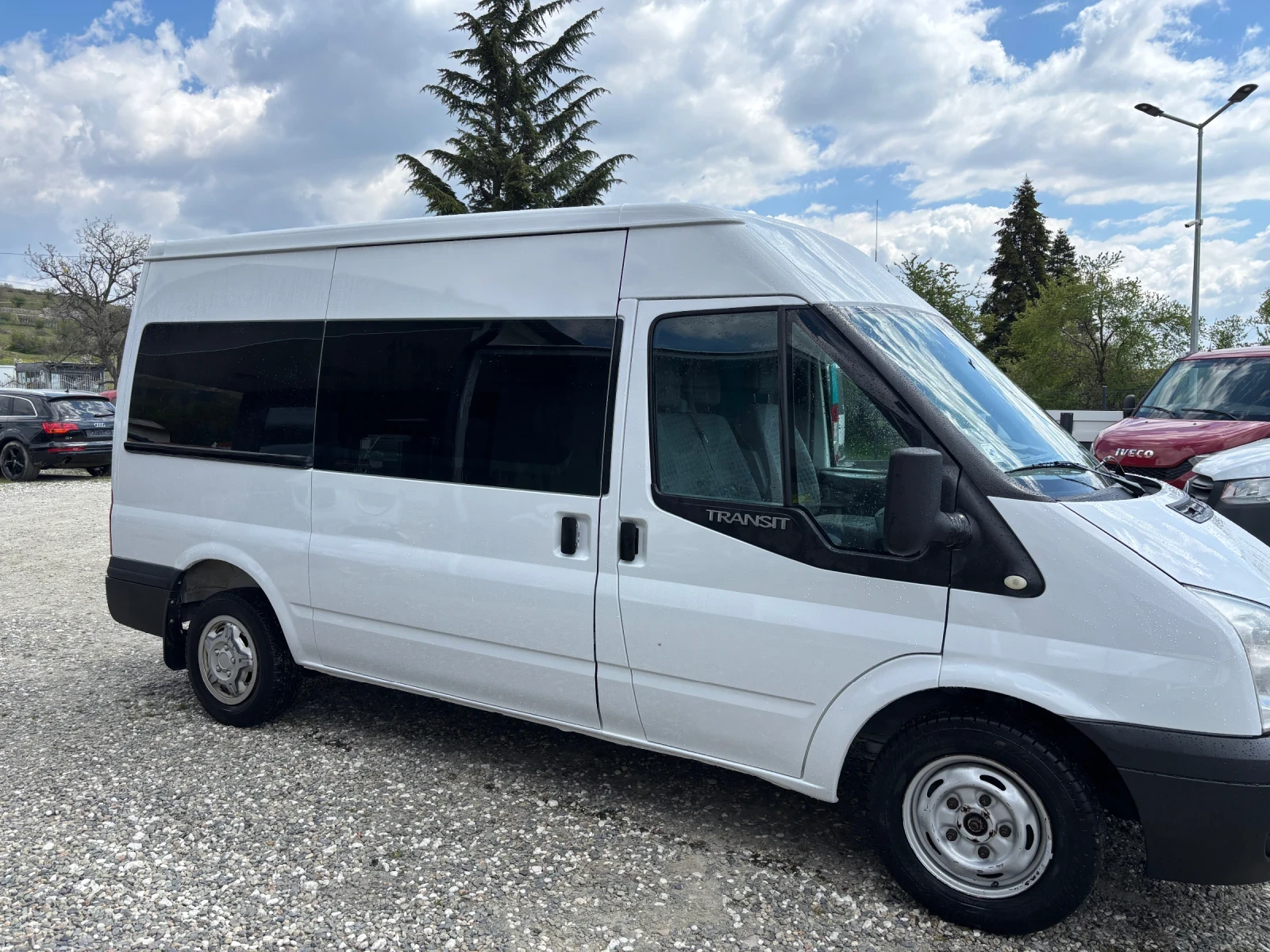 Ford Transit 2.2 8+ 1 МЕСТА ДВОЕН КЛИМАТИК ПЕЧКА 6 СКОРОСТИ E5, снимка 3 - Бусове и автобуси - 54243905