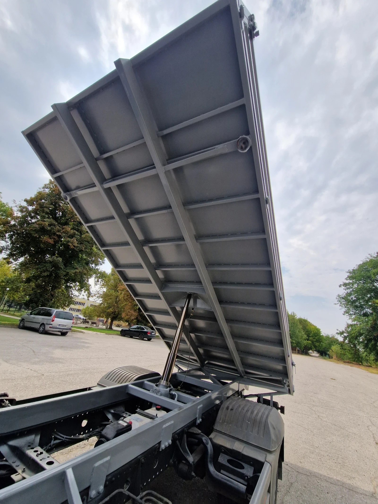 Mercedes-Benz Atego Самосвал - изображение 7