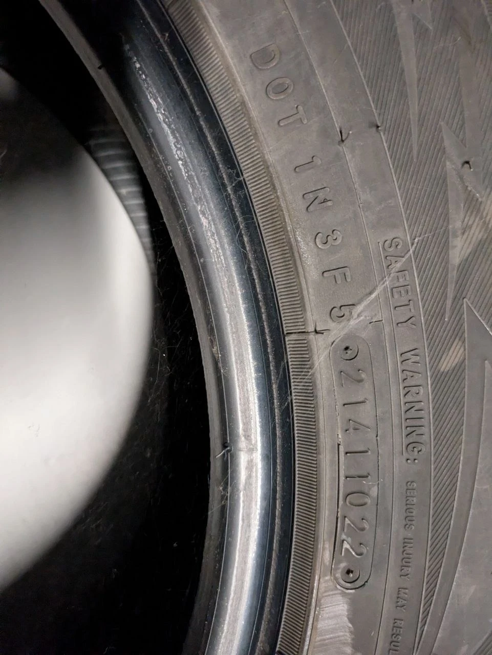 Гуми Зимни 225/65R17, снимка 5 - Гуми и джанти - 56709183
