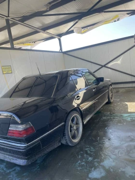 Mercedes-Benz 124 300 D, снимка 12