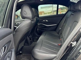 BMW 330 * 330i xDrive * CARFAX * ЦЕНА ДО БГ, снимка 12