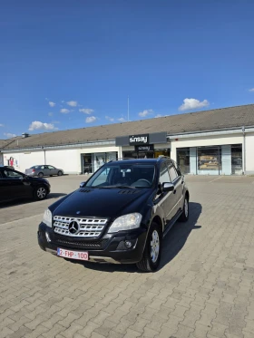 ������ Mercedes-Benz E 300