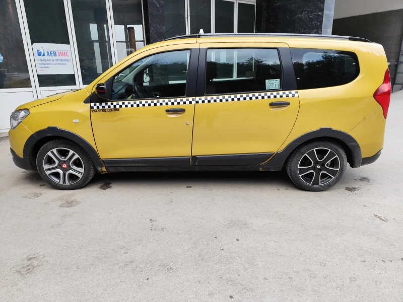 Dacia Lodgy, снимка 2 - Автомобили и джипове - 49130054