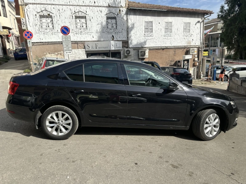 Skoda Octavia 2.0TDI, снимка 7 - Автомобили и джипове - 52854368