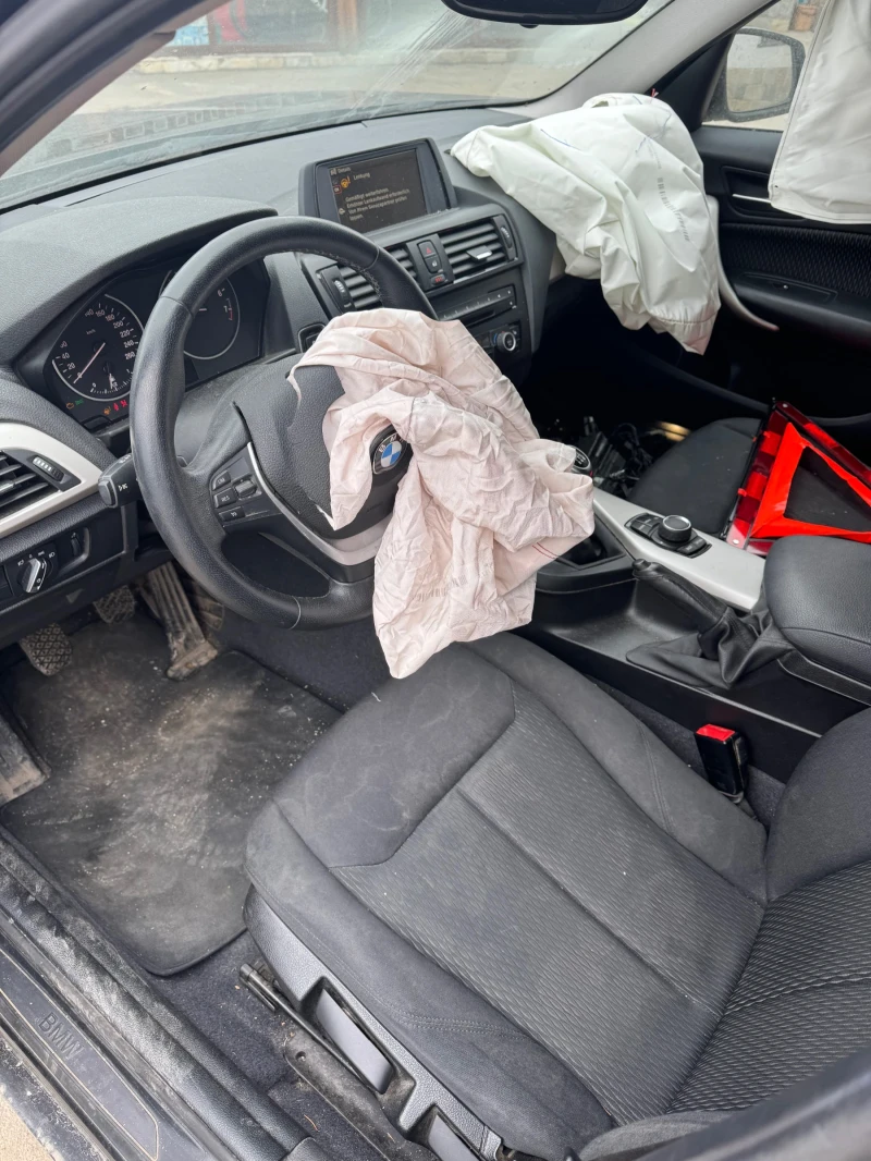 BMW 114, снимка 5 - Автомобили и джипове - 52532943