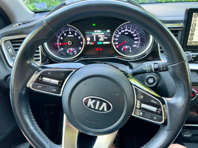 Kia Ceed SW 1.5 T-GDI MHEV, снимка 10 - Автомобили и джипове - 50711764