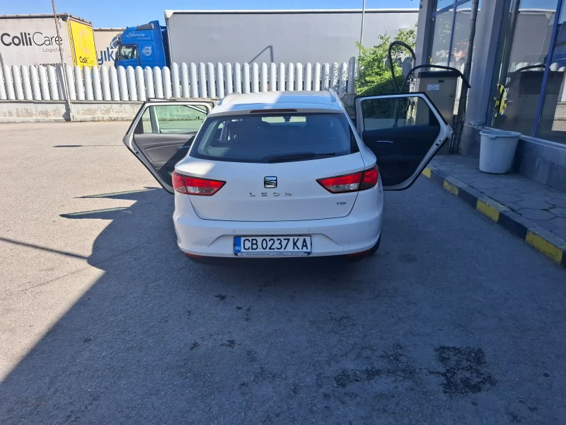 Seat Leon, снимка 9 - Автомобили и джипове - 51210413