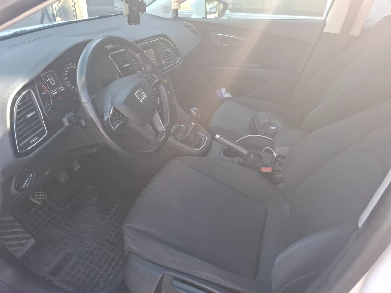 Seat Leon, снимка 13 - Автомобили и джипове - 51210413