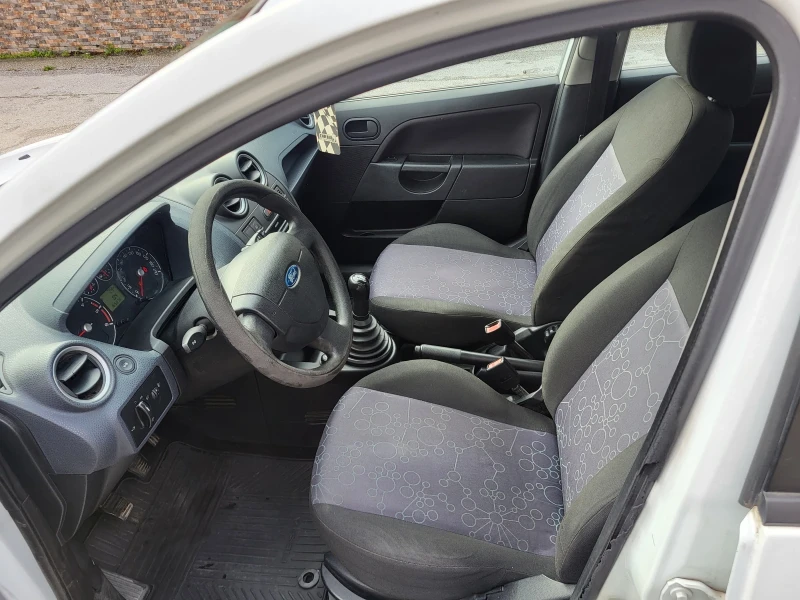 Ford Fiesta 1.4TDCI klima 2007г, снимка 7 - Автомобили и джипове - 52327991