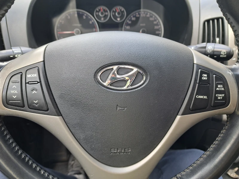 Hyundai I30 2.0i 143 hp ГАЗ, снимка 8 - Автомобили и джипове - 52568085