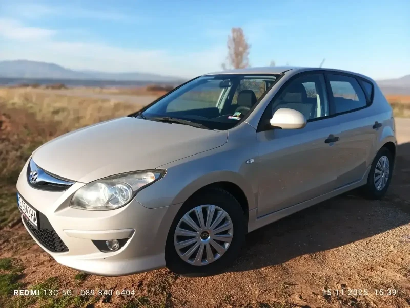 Hyundai I30 1.6 CRDI, снимка 2 - Автомобили и джипове - 52555614