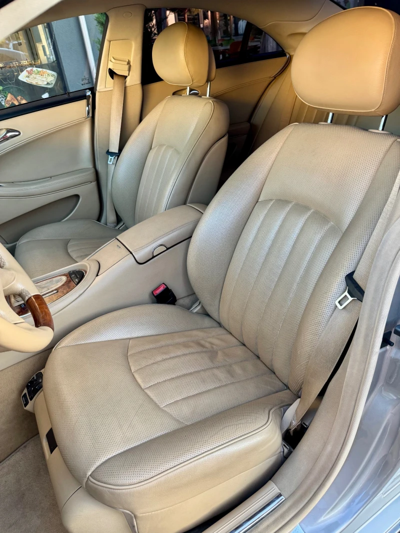 Mercedes-Benz CLS 500, снимка 9 - Автомобили и джипове - 52580666