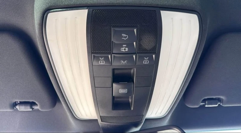 Mercedes-Benz CLS 550 4MATIC * * CARFAX * * АВТОКРЕДИТ * * , снимка 11 - Автомобили и джипове - 52848524