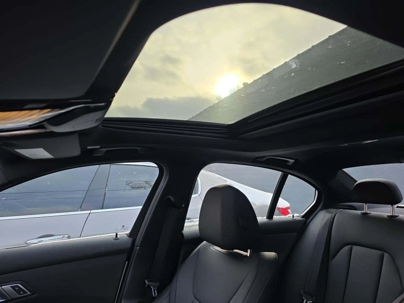 BMW 330, снимка 11 - Автомобили и джипове - 53331553