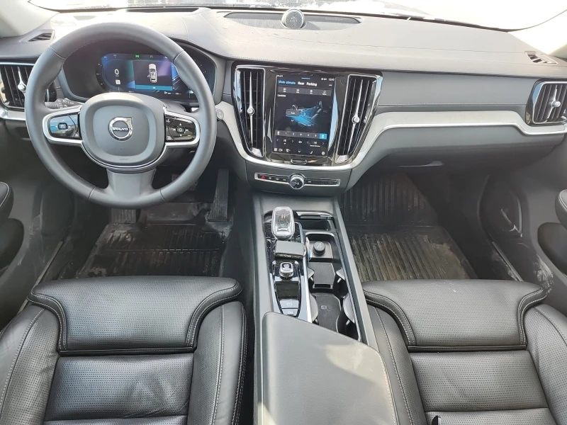 Volvo V60 Cross Country ULTRA| 2.0L| CARFAX| PANORAMA| , снимка 8 - Автомобили и джипове - 53413506