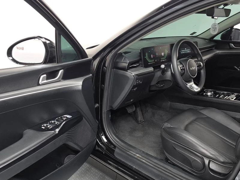Kia K5 Prestige| 193к.с.| ВКЛ.ТЕХНОТЕСТ, снимка 10 - Автомобили и джипове - 55664364