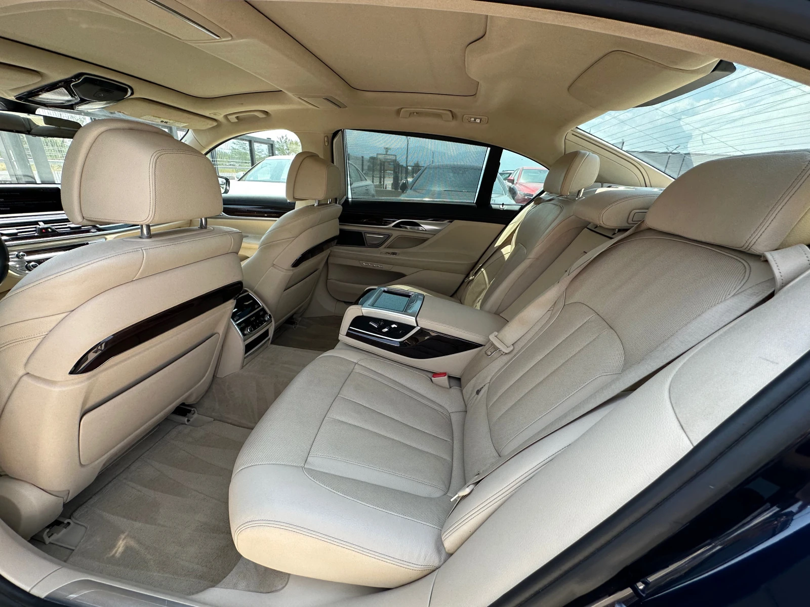 BMW 740 Li* 2017г* Luxury-Line* Full*  | Mobile.bg — изображение 15