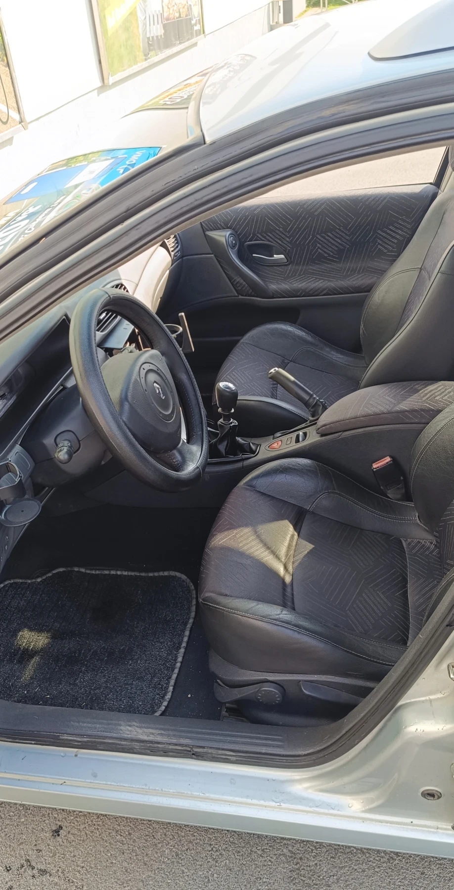 Renault Laguna 1.9 DCI - изображение 8