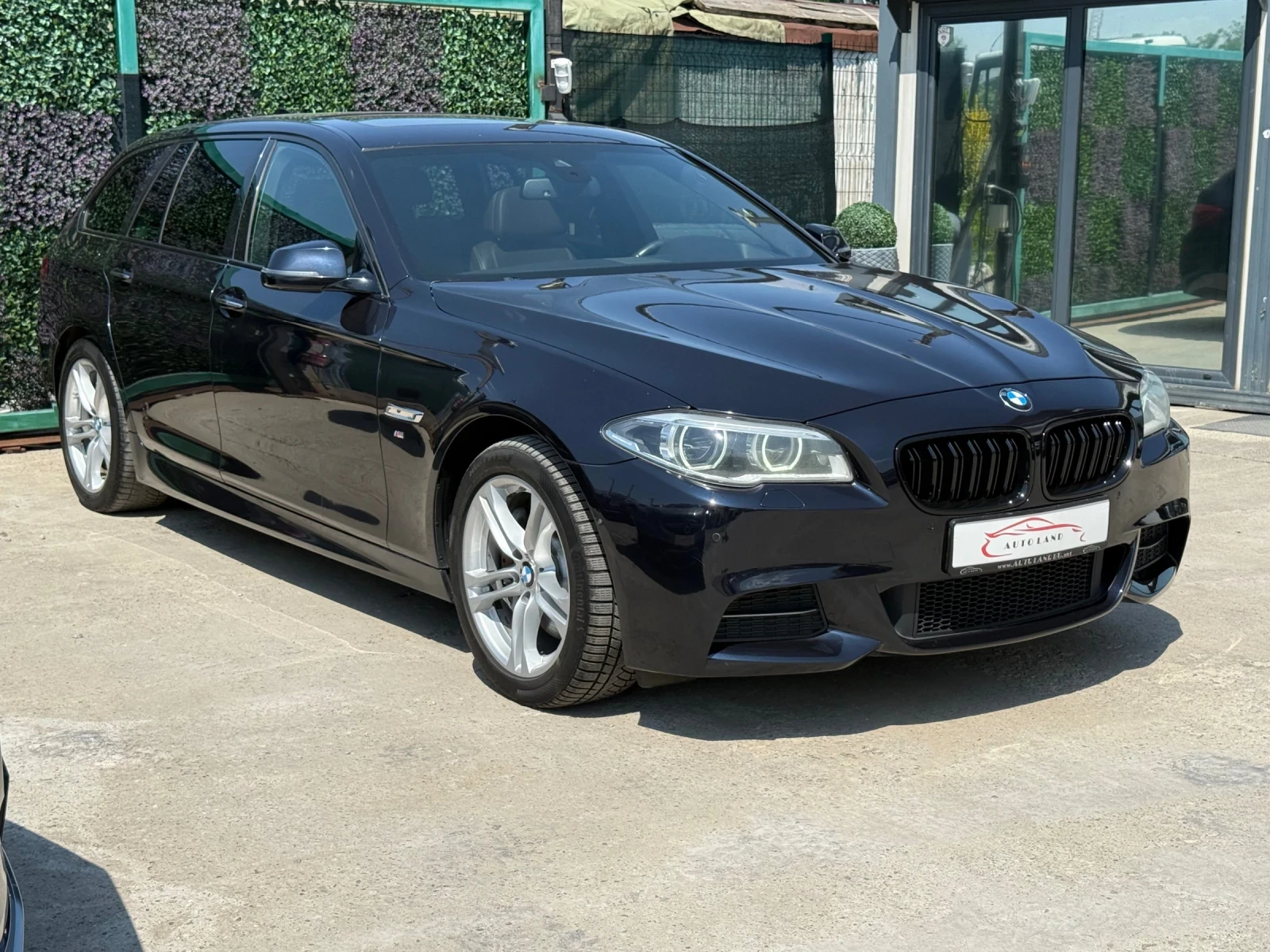 BMW 530 M-Sport/Led/Navi/Pano/Keyless/СОБСТВЕН ЛИЗИНГ - изображение 2