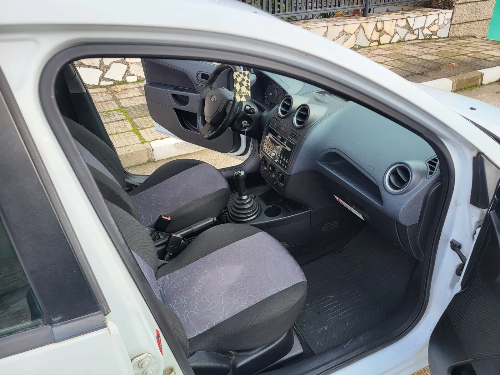 Ford Fiesta 1.4TDCI klima 2007� | Mobile.bg � ����������� 12