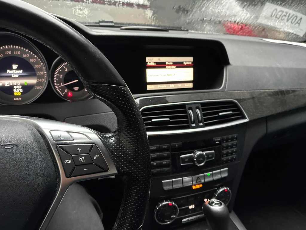 Mercedes-Benz C 300 КЛИП* CARFAX * БЕЗ ПЪРВОНАЧАЛНА ВНОСКА - изображение 6