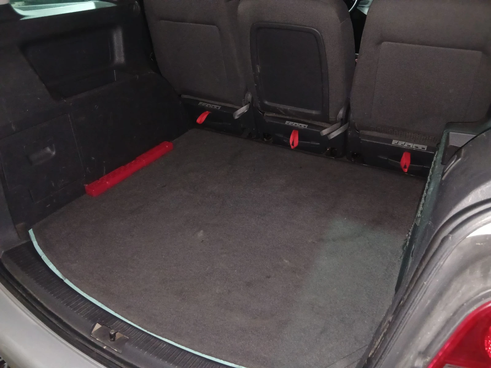 VW Touran 1.6 gas - изображение 6