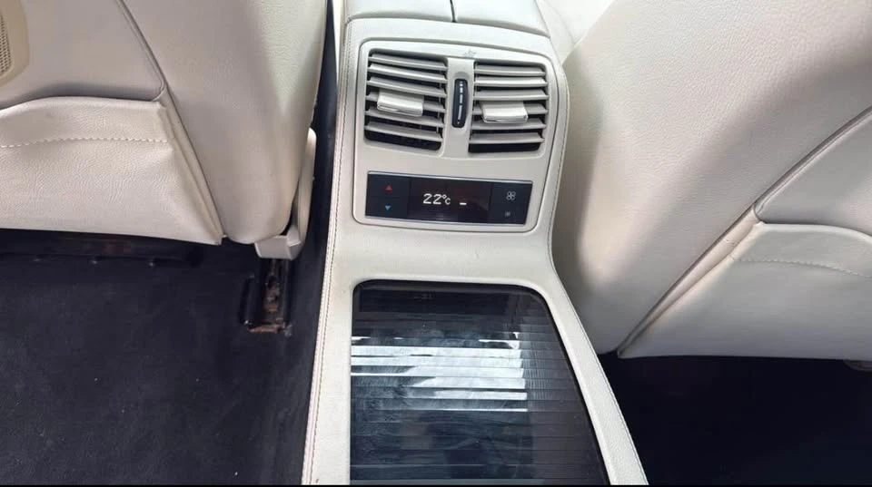 Mercedes-Benz CLS 550 4MATIC * * CARFAX * * ���������� * *  | Mobile.bg � ����������� 14