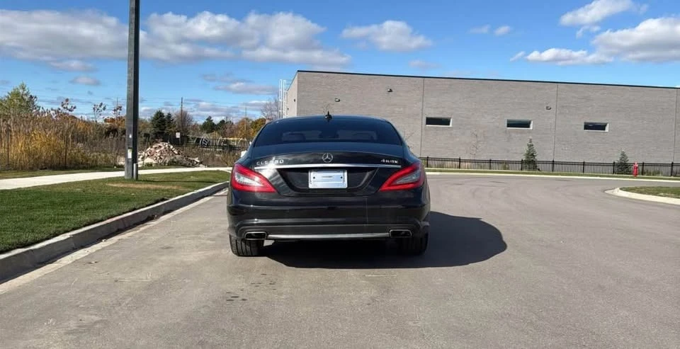 Mercedes-Benz CLS 550 4MATIC * * CARFAX * * АВТОКРЕДИТ * *  - изображение 6