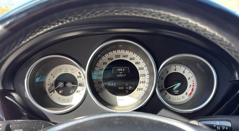 Mercedes-Benz CLS 550 4MATIC * * CARFAX * * АВТОКРЕДИТ * *  - изображение 10