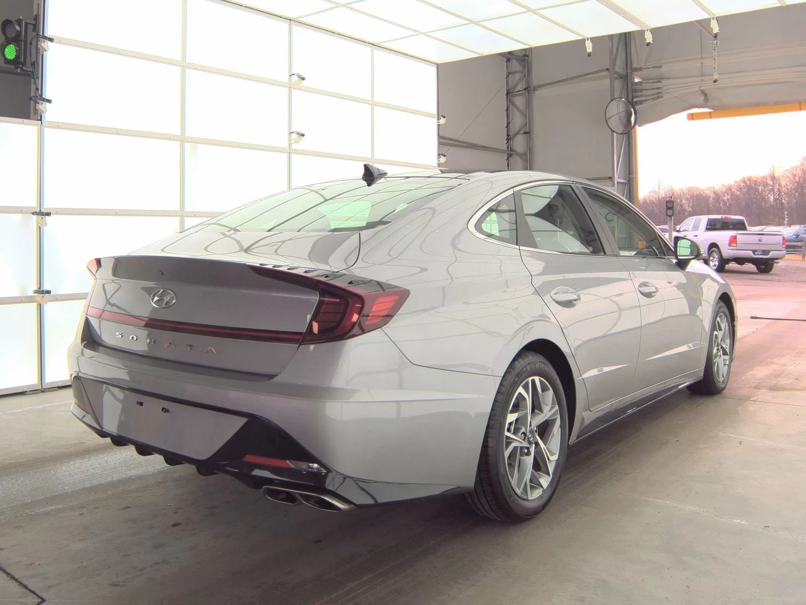 Hyundai Sonata SEL - изображение 3