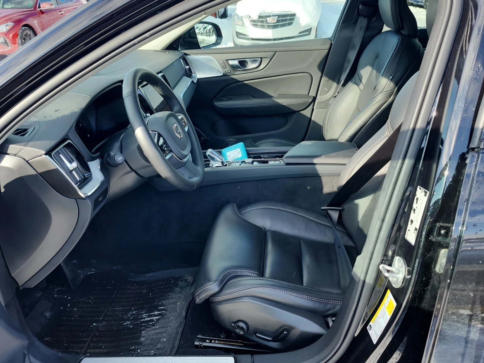 Volvo V60 Cross Country ULTRA| 2.0L| CARFAX| PANORAMA|  - изображение 5