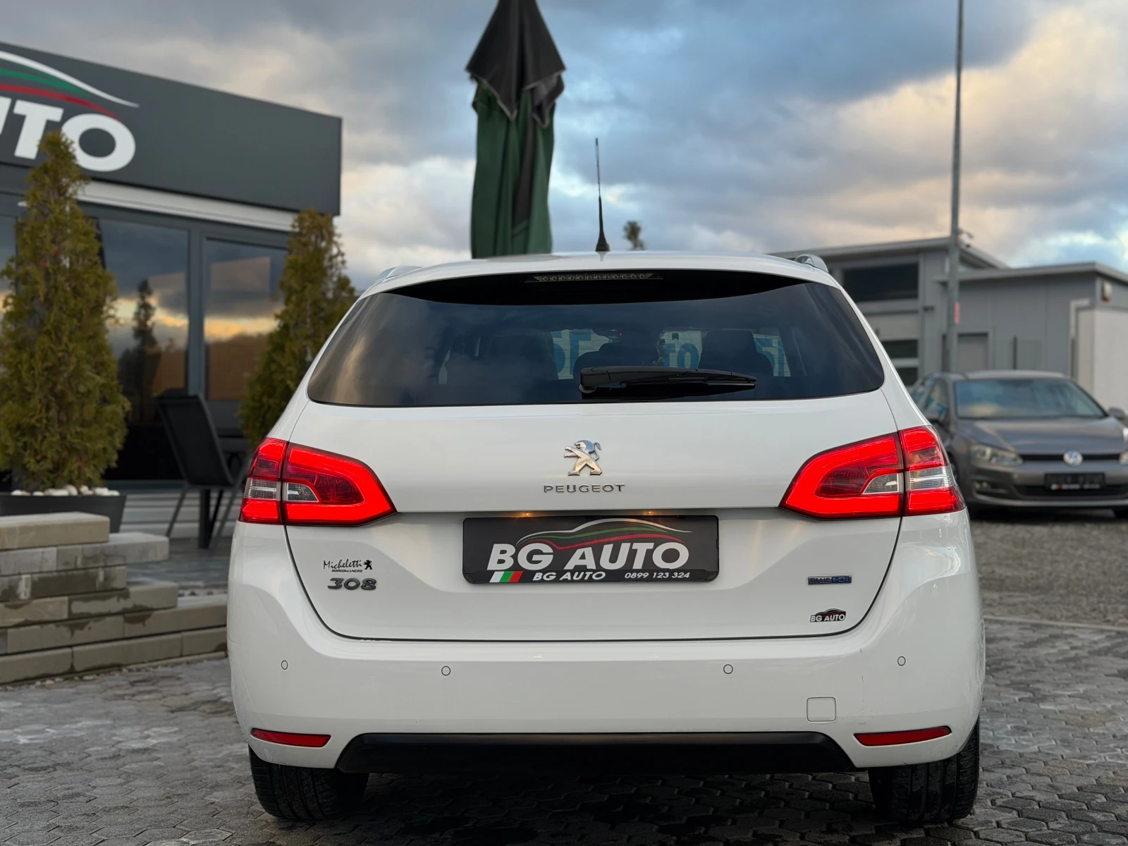 Peugeot 308 * EURO 6* ALLURE* СЕРВИЗНА ИСТОРИЯ*  - изображение 5