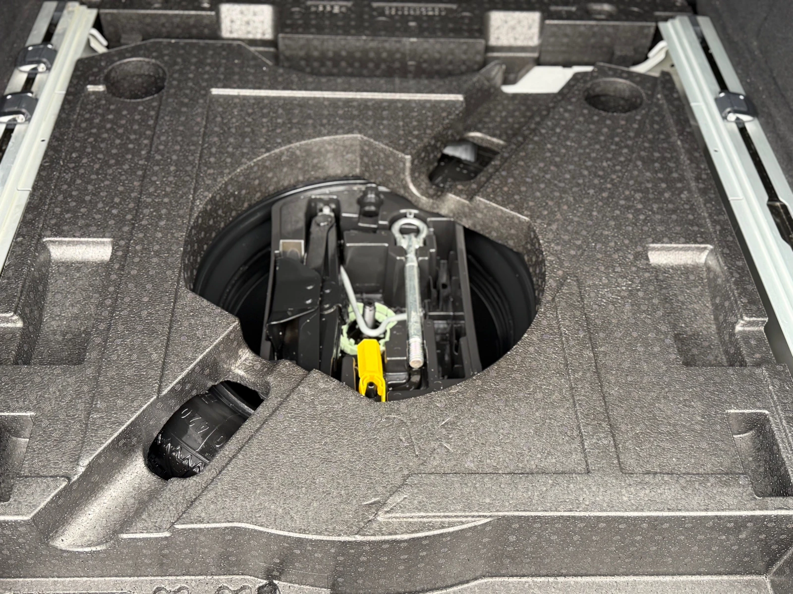 Peugeot 308 * EURO 6* ALLURE* СЕРВИЗНА ИСТОРИЯ*  - изображение 9