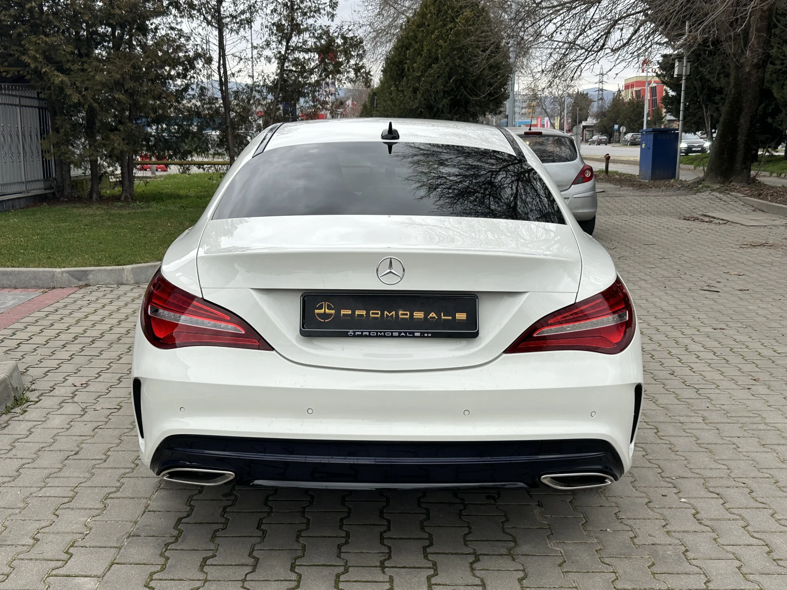 Mercedes-Benz CLA 200 d AMG Coupe* Facelift* LED* Alcantara* KeyGo* Nigh - изображение 4