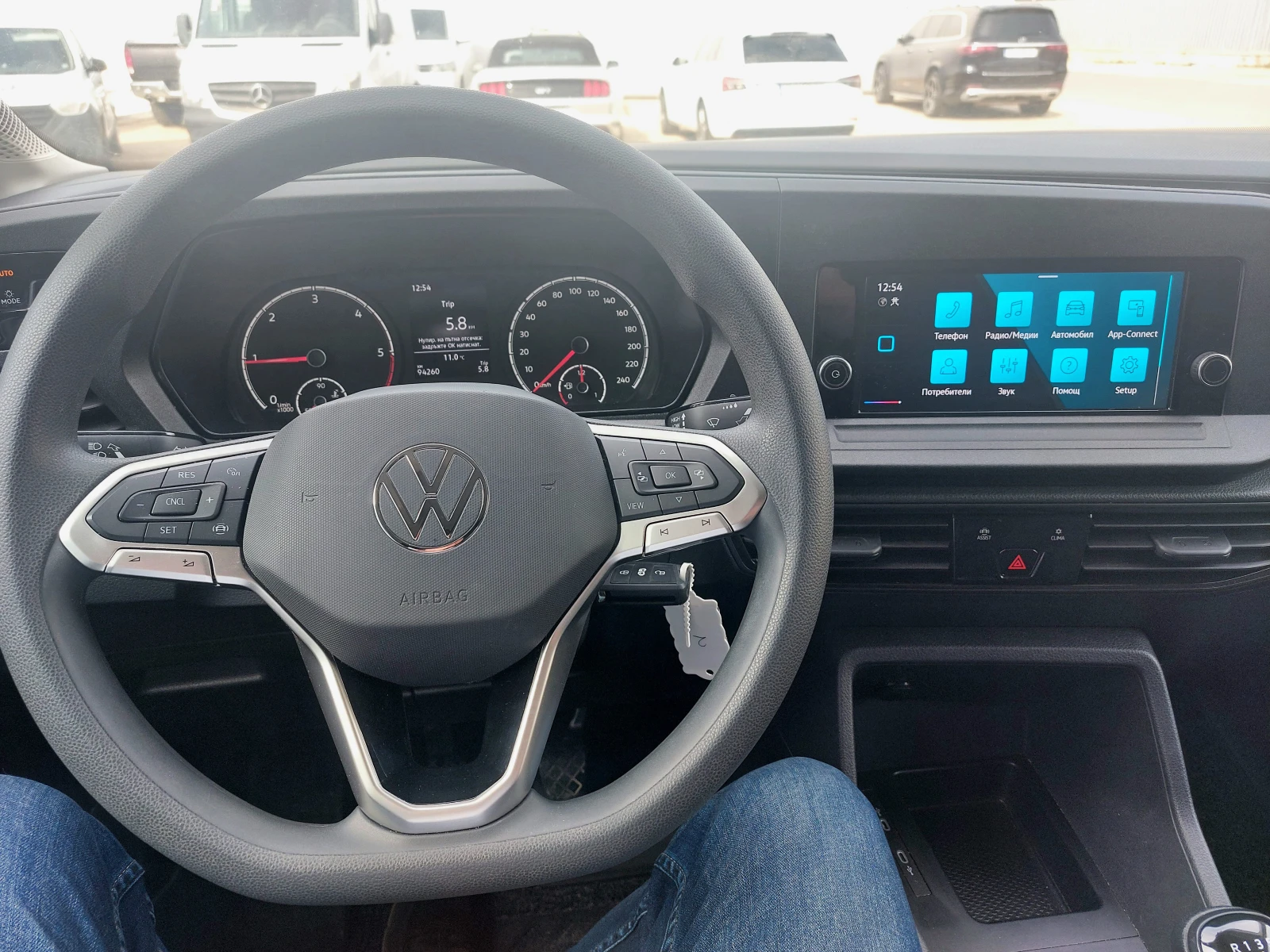 VW Caddy 2.0TDI MT6 - изображение 9