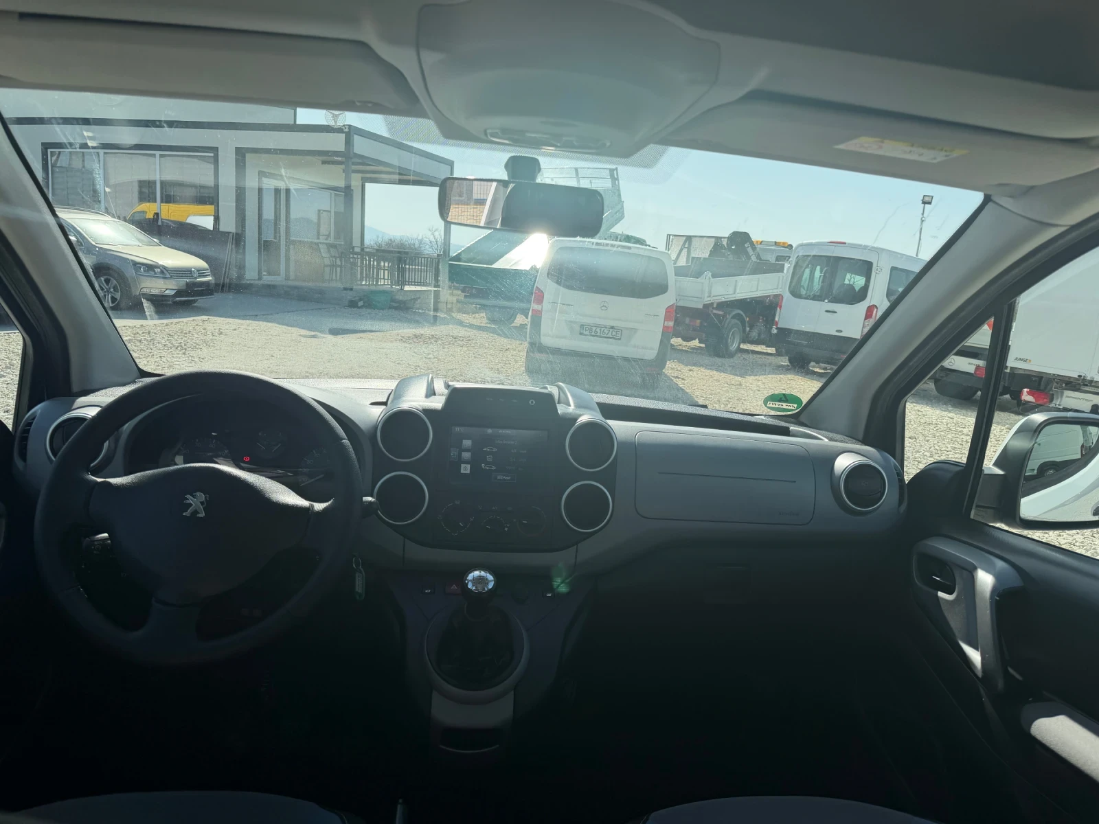 Peugeot Partner 1.6 hdi ЛИЗИНГ!, снимка 9 - Автомобили и джипове - 53835223