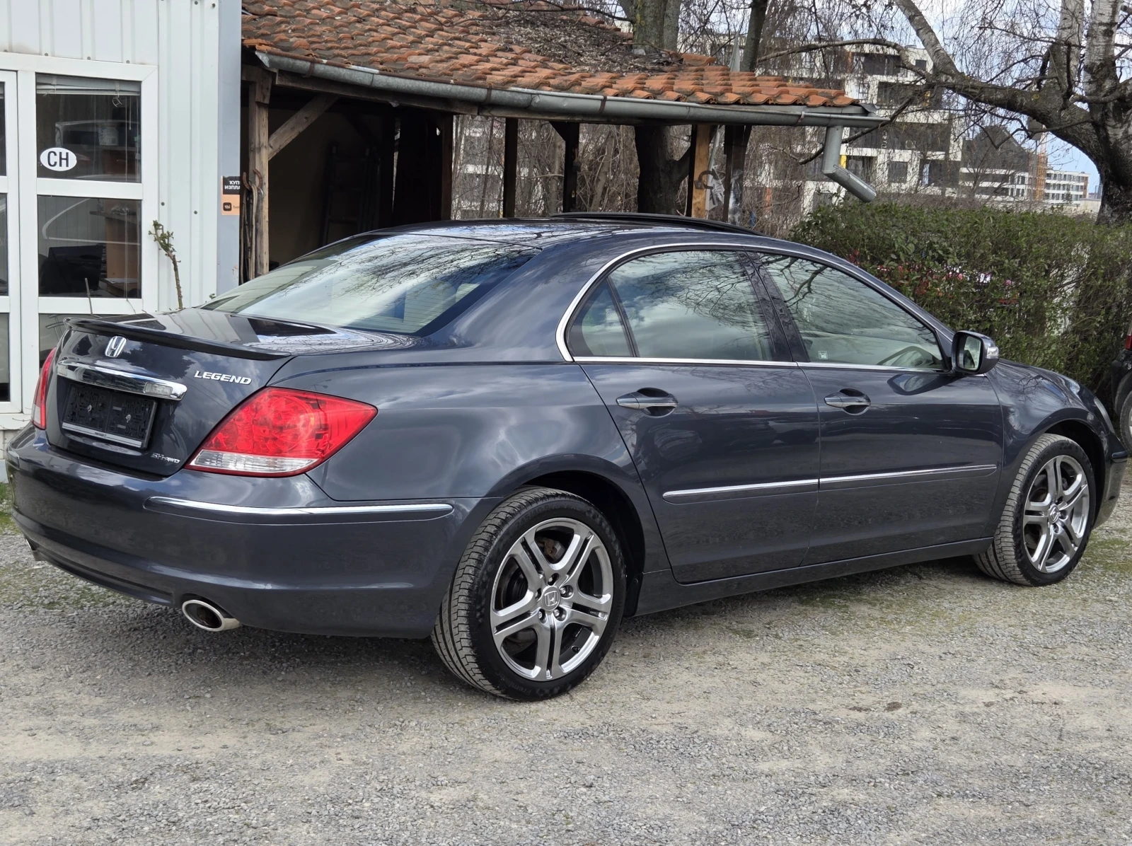 Honda Legend 3.5iV6 295hp AWD AUTOMATIC/DSTR/ШИБИДАХ/NAVI, снимка 7 - Автомобили и джипове - 54176436