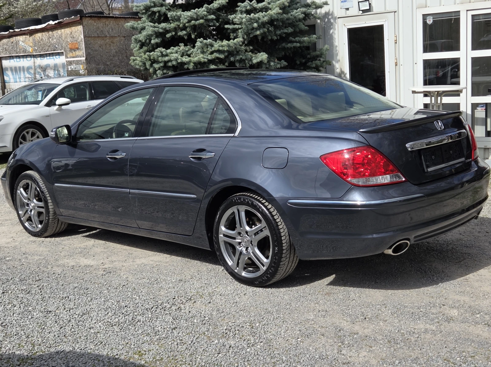 Honda Legend 3.5iV6 295hp AWD AUTOMATIC/DSTR/ШИБИДАХ/NAVI, снимка 5 - Автомобили и джипове - 54176436