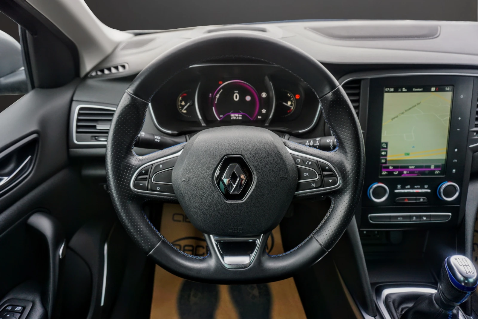 Renault Megane 1.6DCI GT LINE , снимка 9 - Автомобили и джипове - 54294048