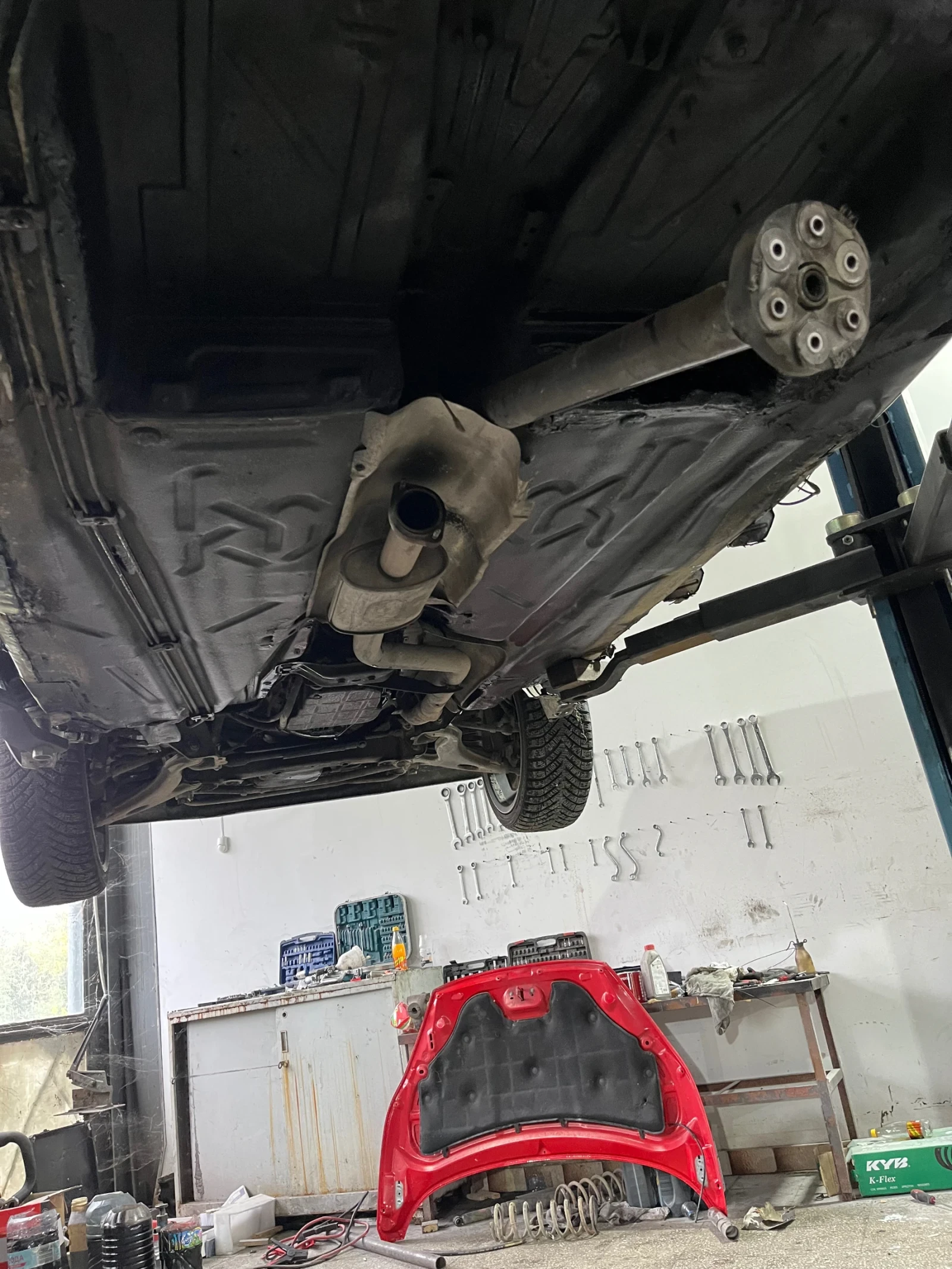 Mercedes-Benz 124 300 D, снимка 9 - Автомобили и джипове - 54299325