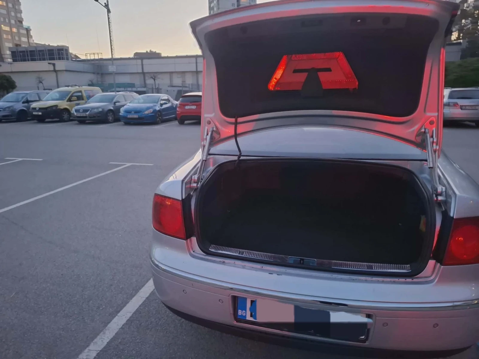 VW Phaeton, снимка 5 - Автомобили и джипове - 54422937
