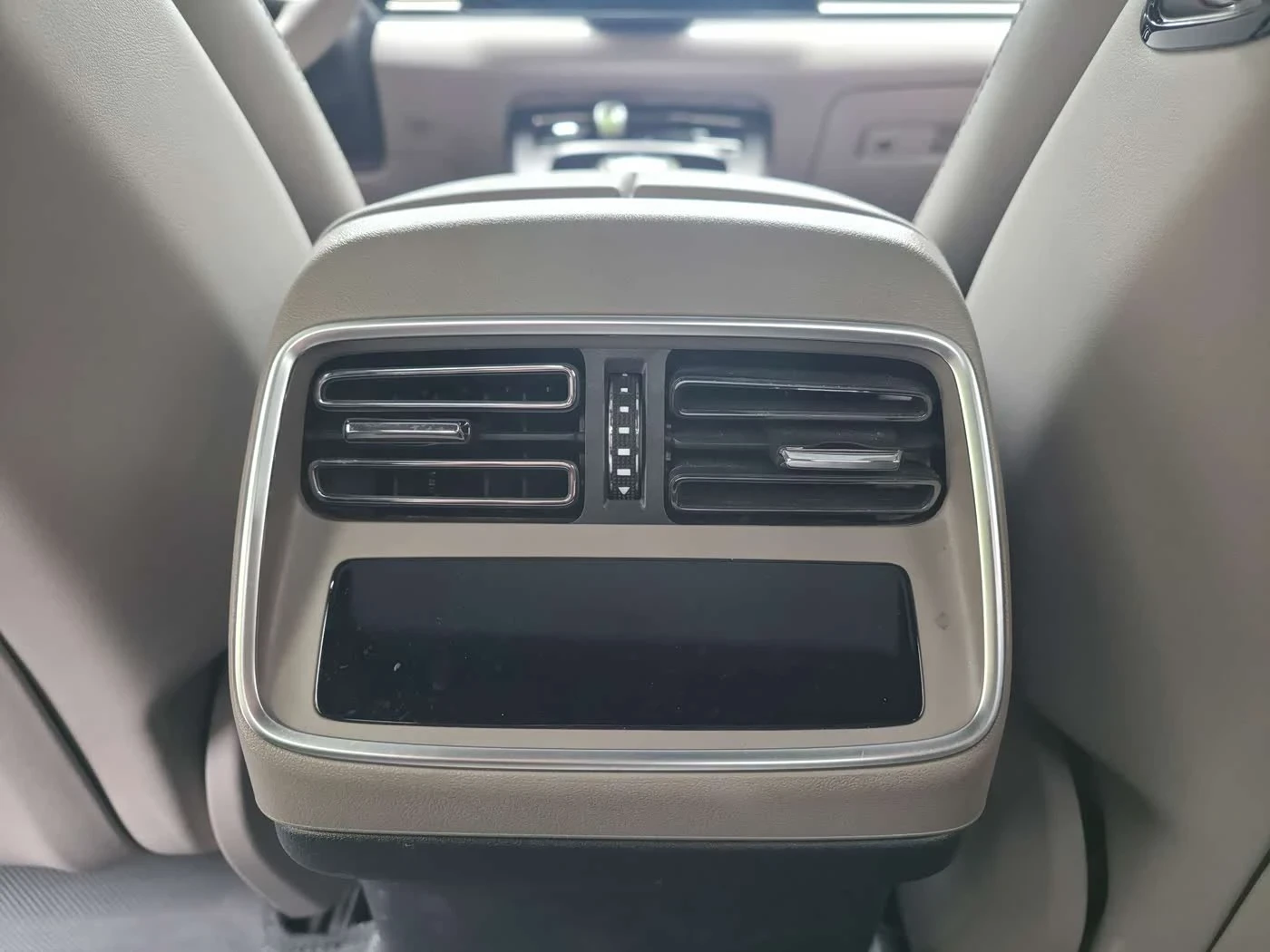 BYD HAN Intelligent Driving Model 701 km autogeorge.com, снимка 12 - Автомобили и джипове - 54427687