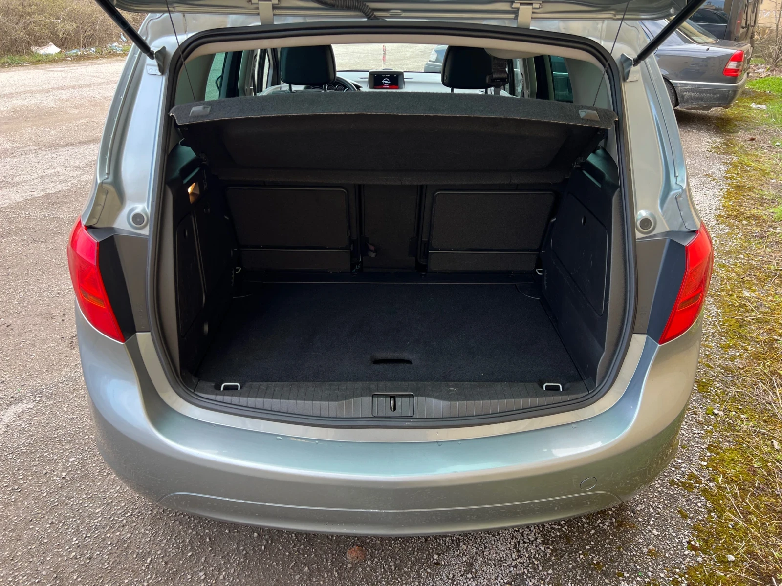 Opel Meriva 1.4I-LPG-NAVI-ОБСЛУЖЕНА-РЕГИСТРИРАНА, снимка 7 - Автомобили и джипове - 54606207