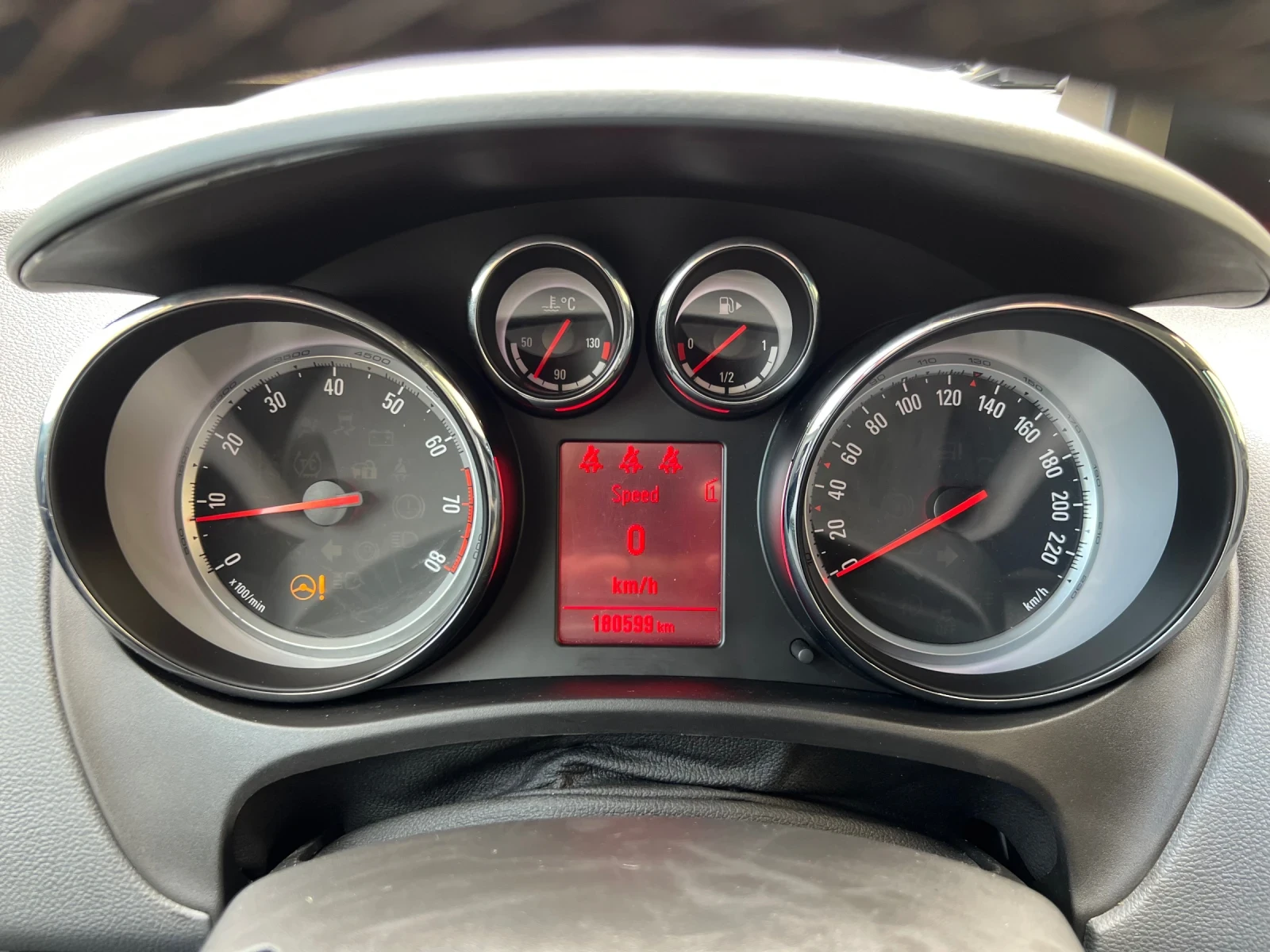 Opel Meriva 1.4I-LPG-NAVI-ОБСЛУЖЕНА-РЕГИСТРИРАНА, снимка 15 - Автомобили и джипове - 54606207