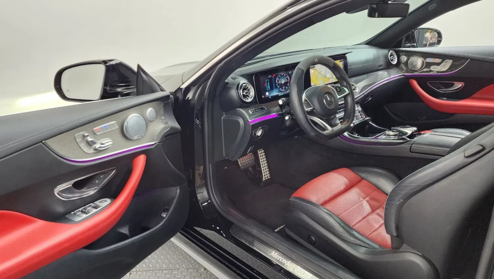 Mercedes-Benz E 400 COUPE | Burmester| Подгрев/Обдух | 360 | HUD, снимка 8 - Автомобили и джипове - 54782245